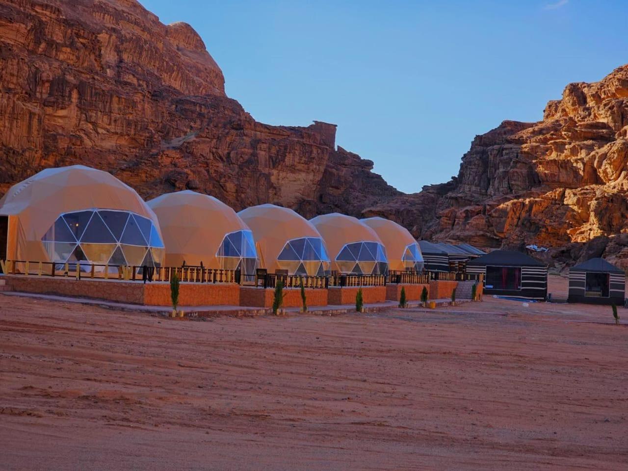 Hotel Sunrise Luxury Camp Wadi Rum Exterior foto